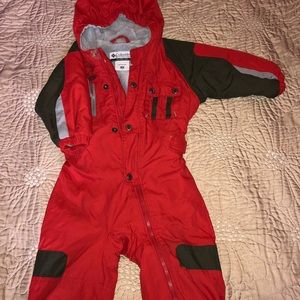 Columbia snowsuit 18M